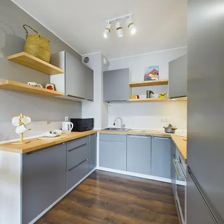 Browar Gdanski One Bedroom With Free Parking By Renters Ξενοδοχείο με διαμερίσματα