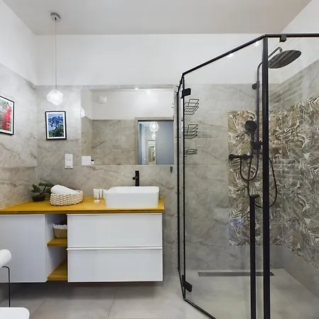 Browar Gdanski One Bedroom With Free Parking By Renters